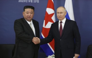 Kim Jong Un welcomes Putin in North Korea