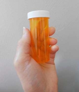 10 Creative Uses For What To Do With Empty Pill Bottles