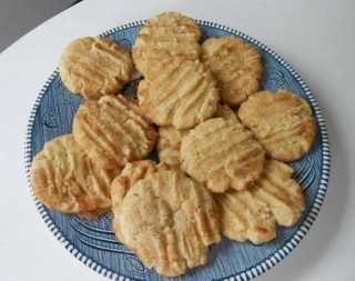 How To Make Crispy Peanut Butter Snickerdoodles: Easy & Delicious