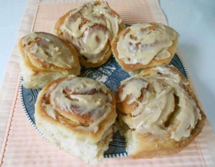 How To Make Fluffy Frosted Peanut Butter Sweet Rolls
