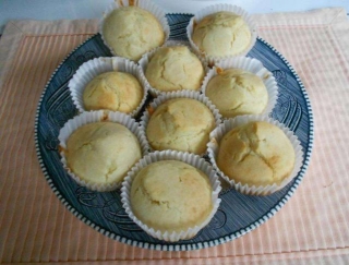 Easy And Moist Buttermilk Muffins Recipe