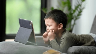 The Art Of Balancing Screen Time: Nurturing A Healthy Digital Lifestyle