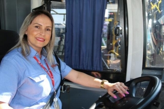 Mais De 240 Motoristas Mulheres Dirigem As Linhas De ônibus Gerenciadas Pela EMTU