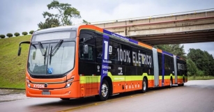 Volvo Inicia Programa De Validação Do ônibus Biarticulado Elétrico