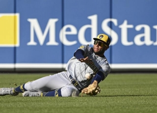 San Diego Padres Vs. Milwaukee Brewers Prediction, Preview, And Odds - 4-15-2024