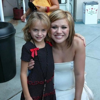 Guess Who That Girl Is With Kelly Clarkson?
