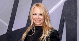 Pamela Anderson Joins Liam Neeson In THE NAKED GUN Reboot