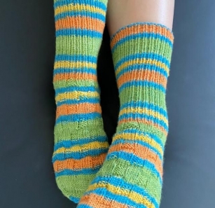 PASTEL STRIPES - Socks US Size 5/6