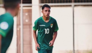 Jogador Boliviano De 16 Anos é Cortado Da Copa América Por Ausência De Pais Em Viagem