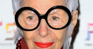 Celebrated Stylemaker And Self-named 'geriatric Starlet' Iris Apfel Dies At Age 102