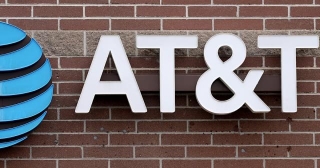 AT&T Will Give $5 To Customers Hit By Cellphone Network Outage