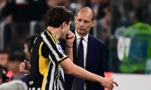 Juventus, L'ex Giocatore Di Premier League: 'Imbarazzanti Da Guardare, Gioco Di Allegri Da Era Dei Dinosauri'
