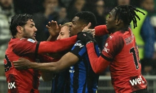 Inter: Dumfries Al Bivio, Il Manchester United Individua L'erede Di Wan-Bissaka