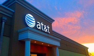 PSA: AT&T Customer? Change Your Password And Check Your Credit File