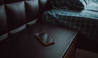 Dim Your IPhone Display Even More For Bedtime With This Setting