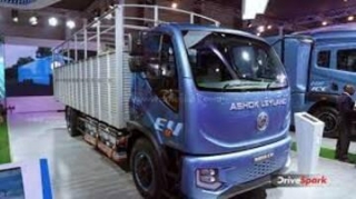 Ashok Leyland Delivers 14T Boss Electric Truck Keys