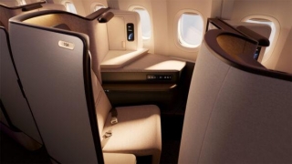 Cathay Pacific Reveals New Boeing 777 Business Class Aria Suite