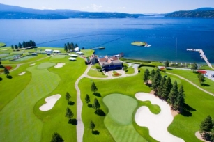5 Best US Boating Destinations For Golfers