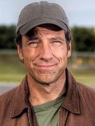 Know The Truth About Mike Rowe On RFK Jr's Veep List
