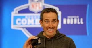 Eagles Mailbag: Howie Roseman Is On The Clock ... But When?