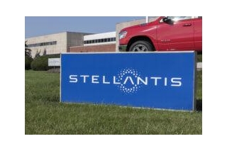 Stellantis Says Limiting Petrol Car Sales Will Hurt UK Economy