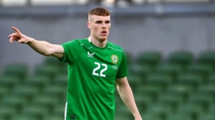 Jake O’Brien (OL) A Fait Ses Débuts Avec L’Irlande
