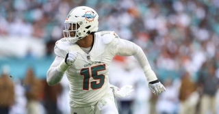 Dolphins Exercise Fifth-year Options Of Waddle And Phillips - The Splash Zone 4/30/24