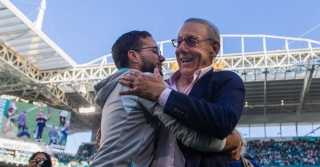 Dolphins Owner Stephen Ross Declines Whopping $10 Billion Offer For Miami Dolphins, Formula One Race