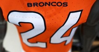 Horse Tracks: Way Too Early 2024 Broncos Results Prediction