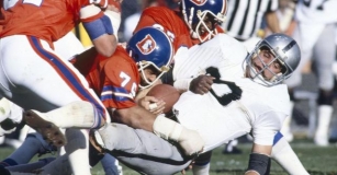 How Is Barney Chavous Not In The Broncos Ring Of Fame?