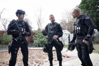 SWAT Season 7 Episode 7 Photos Last Call