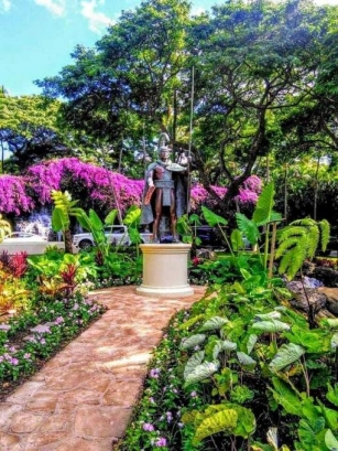 Aloha Friday Photo: King Kamehameha I Statue At Grand Wailea Resort, Maui