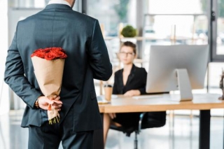 The Positive Side Of Workplace Relationships