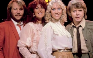 20 Photos Of ABBA In The Early 1980s