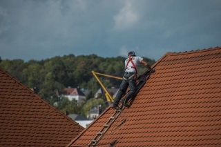 Reinforce Your Roof: Skilled Fixes And Ongoing Maintenance
