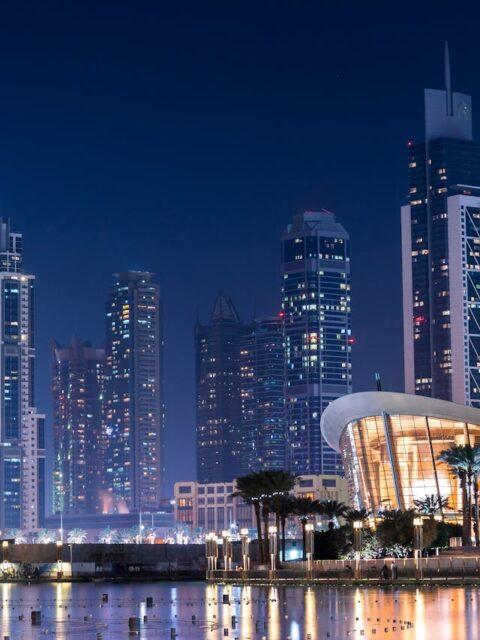 Dubai is Building a Mega-Hospital in the Middle of the Sea!