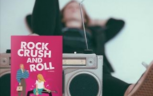 First Chapter Review & Giveaway: Rock Crush and Roll by Hunter Snow