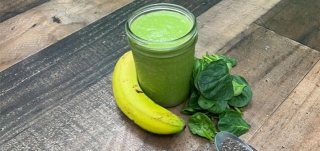 Spinach, Almond Butter, & Banana Smoothie