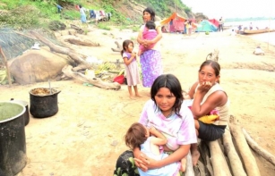 Mujeres Y Pueblos Indígenas Resisten En Bolivia Despojo De Tierras Ricas En Recursos