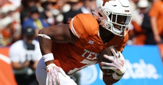 The Pick Is In: Jaguars Select Texas RB/RS Keilan Robinson At 167th Overall
