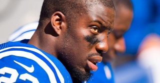 AFC South News: Former Colts Pro Bowl CB Vontae Davis Passes Away At 35 And More