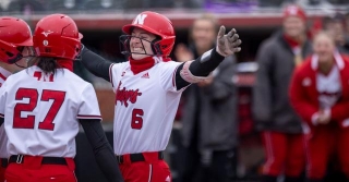 HUSKERS SOFTBALL Weekly: Huskers Get A Short Sweep & Billie Is The HR Queen; Next Stop - Madison