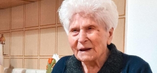 Nonna Antonia è La Più Longeva Di Campobello: Festa Per I Suoi 104 Anni