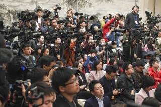 Na China, Drones E Redes Sociais Monitoram Jornalistas Estrangeiros