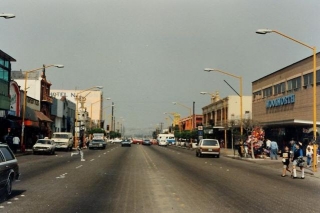 Fascinating Photos Capture Street Scenes Of Tijuana In The Late 1980s