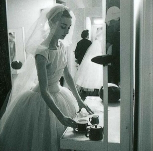 Some Behind The Scenes Photos Of Audrey Hepburn Wearing Tea-Length Wedding Dress In “Funny Face” (1957)