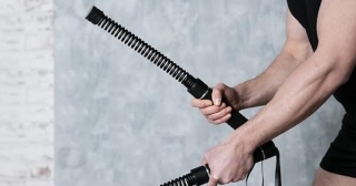 Zest-Up Z-Rope Turns Your Battle Rope Into Stick-Like Gym Equipment